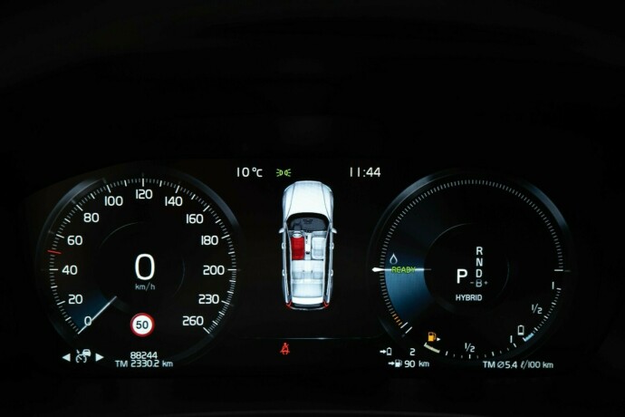 volvo-v60-elektrisitetbensin-2020-big-12