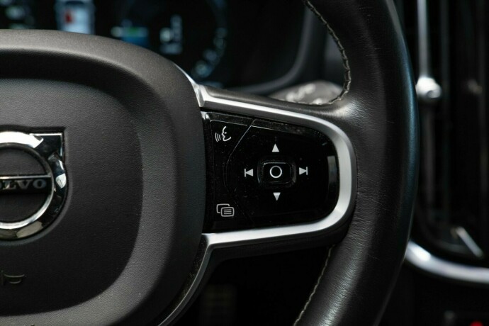 volvo-v60-elektrisitetbensin-2020-big-15