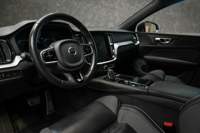 volvo-v60-elektrisitetbensin-2020-big-27