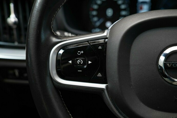 volvo-v60-elektrisitetbensin-2020-big-14