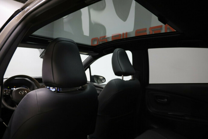 toyota-yaris-elektrisitetbensin-2017-big-13