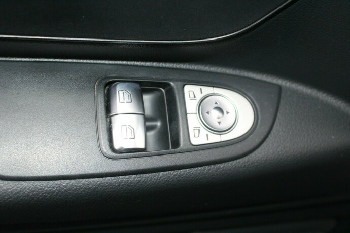 mercedes-benz-vito-diesel-2017-big-8