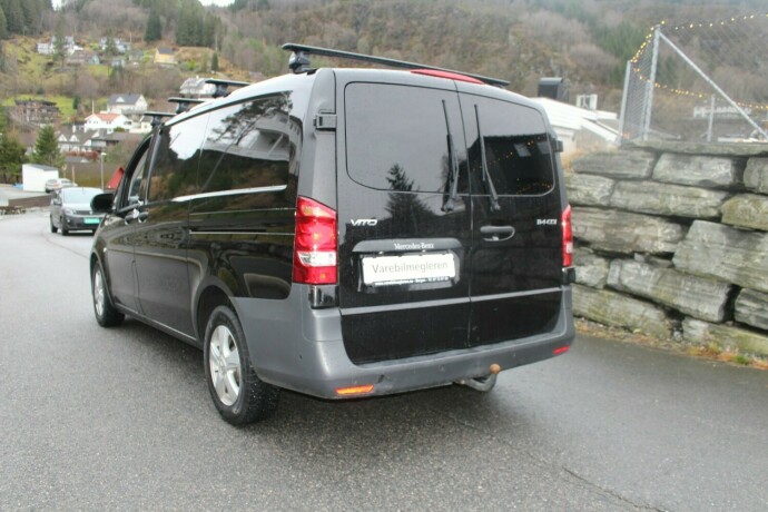 mercedes-benz-vito-diesel-2017-big-3