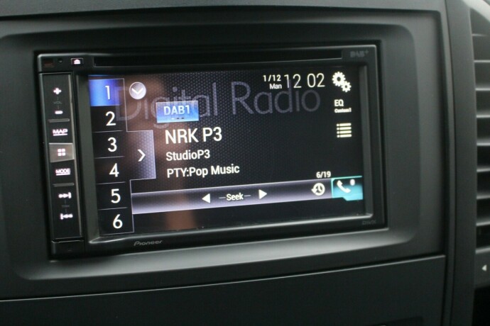 mercedes-benz-vito-diesel-2017-big-13