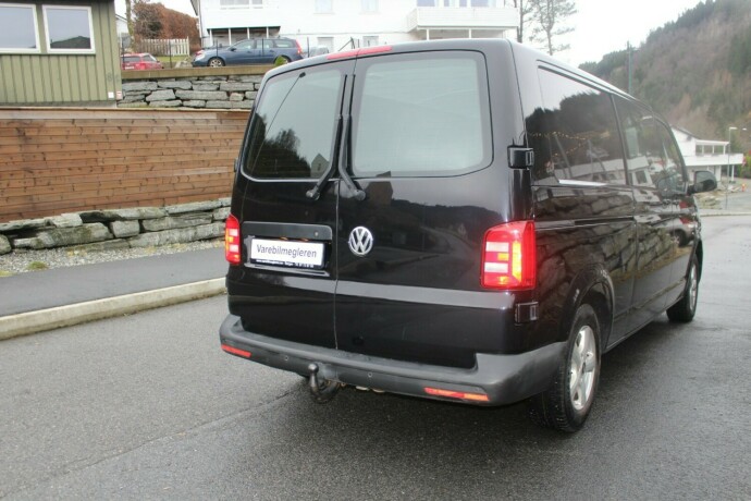 volkswagen-transporter-diesel-2018-big-4