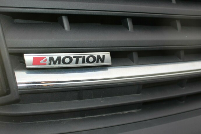 volkswagen-transporter-diesel-2018-big-1