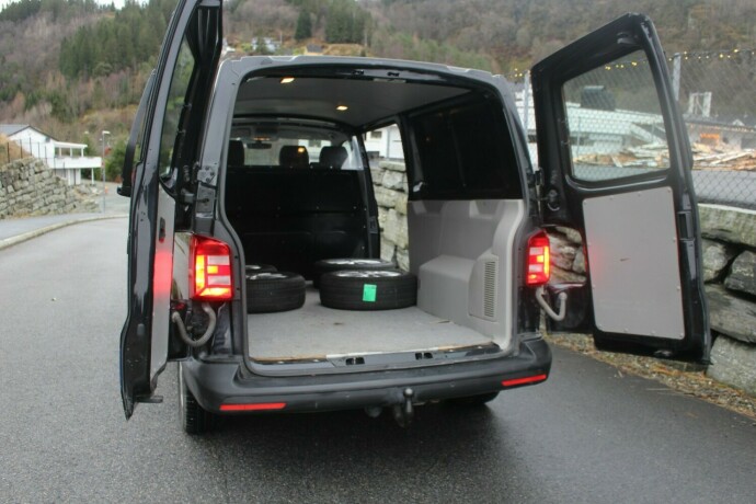 volkswagen-transporter-diesel-2018-big-5