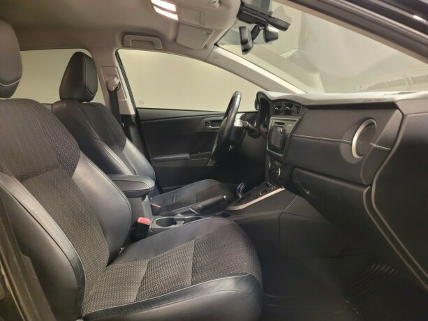 toyota-auris-bensin-2014-big-10