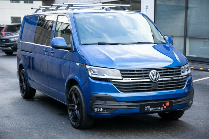 volkswagen-transporter-diesel-2021-big-3