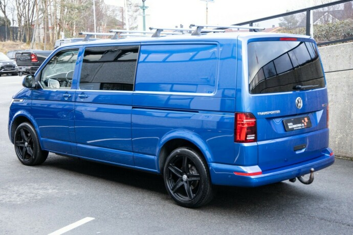 volkswagen-transporter-diesel-2021-big-1