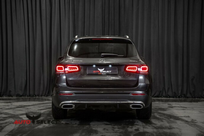 mercedes-benz-glc-elektrisitetdiesel-2021-big-10