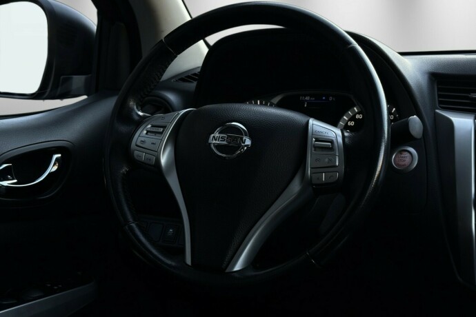 nissan-navara-diesel-2020-big-19