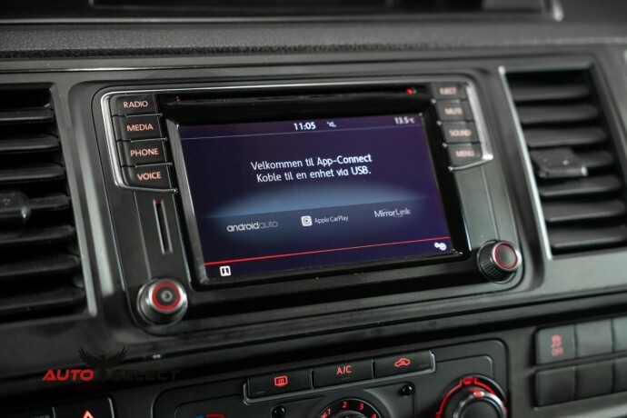 volkswagen-transporter-diesel-2017-big-34