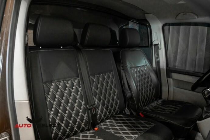 volkswagen-transporter-diesel-2017-big-16