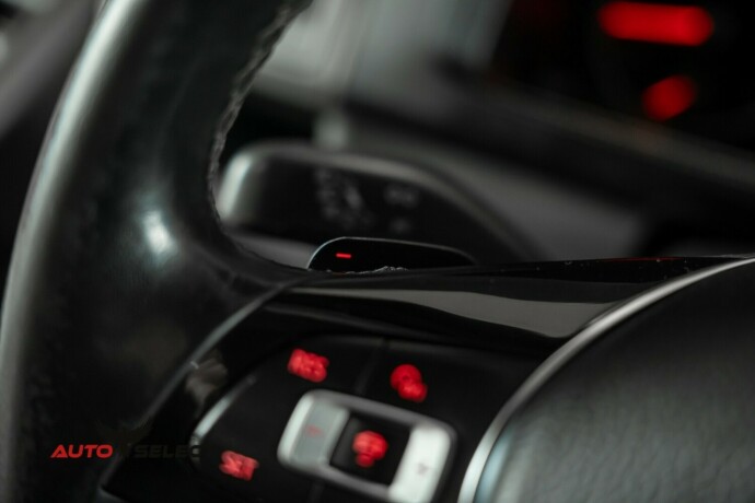 volkswagen-transporter-diesel-2017-big-24