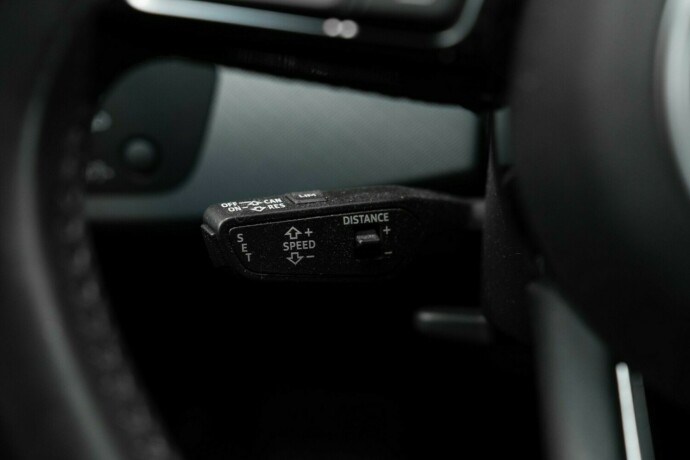 audi-a4-elektrisitetbensin-2019-big-17