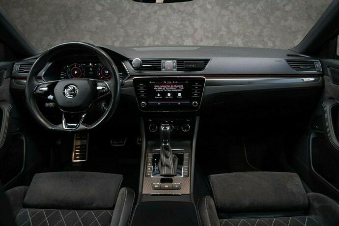 skoda-superb-elektrisitetbensin-2021-big-34