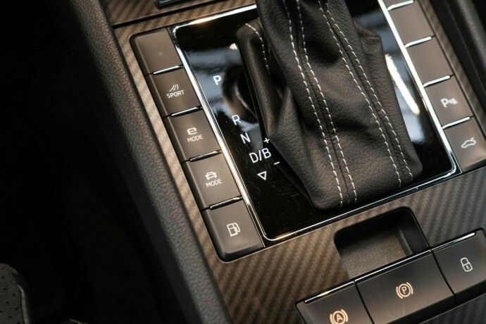 skoda-superb-elektrisitetbensin-2021-big-19