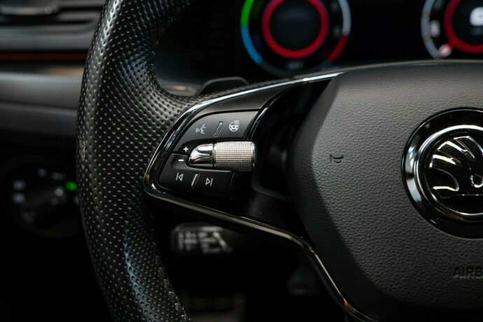 skoda-superb-elektrisitetbensin-2021-big-14