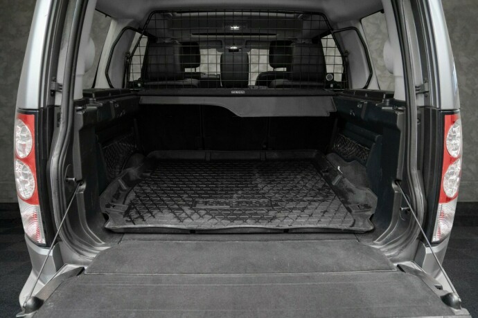 land-rover-discovery-diesel-2012-big-36