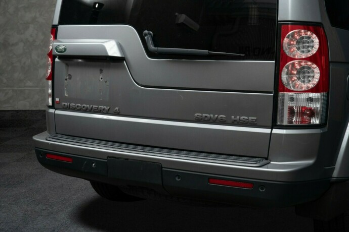 land-rover-discovery-diesel-2012-big-10