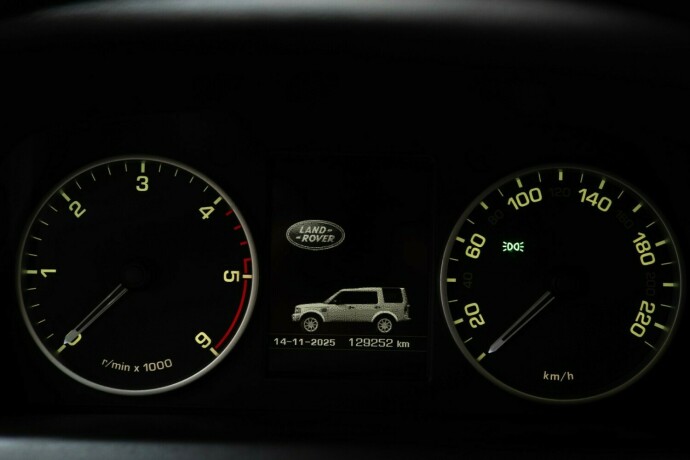 land-rover-discovery-diesel-2012-big-13