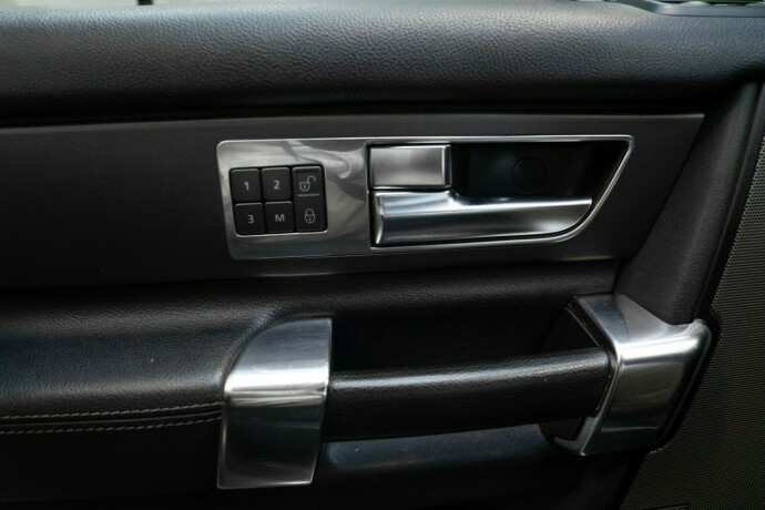 land-rover-discovery-diesel-2012-big-25