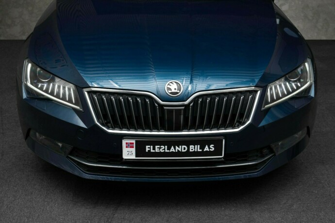 skoda-superb-diesel-2017-big-4