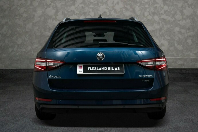 skoda-superb-diesel-2017-big-8