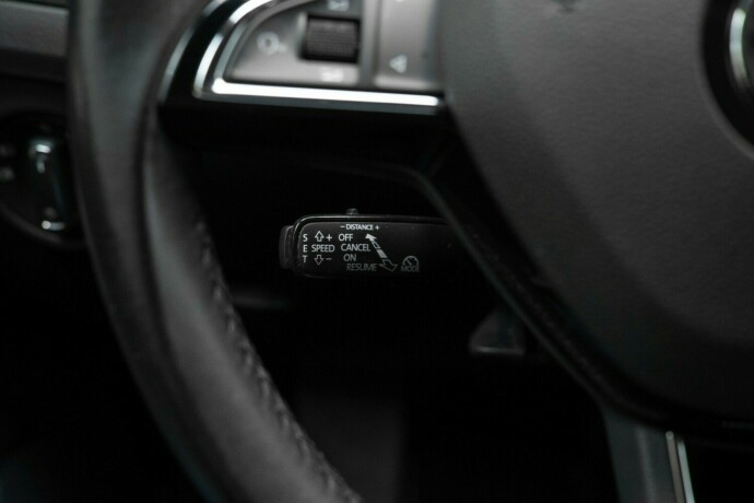 skoda-superb-diesel-2017-big-14