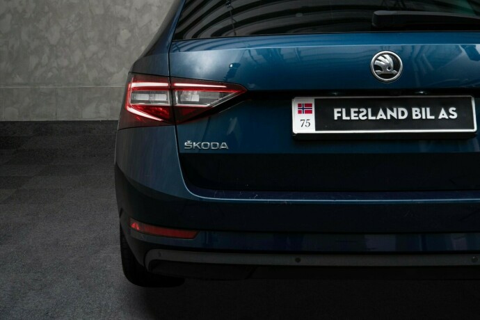 skoda-superb-diesel-2017-big-7