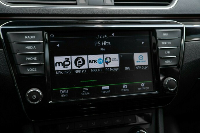 skoda-superb-diesel-2017-big-22