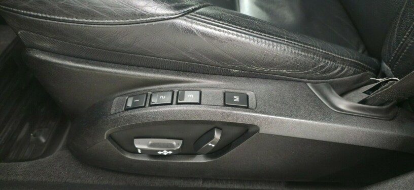 volvo-v40-diesel-2012-big-25