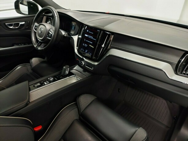 volvo-xc-60-elektrisitetbensin-2021-big-23