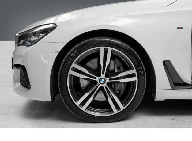 bmw-7-serie-diesel-2016-big-3