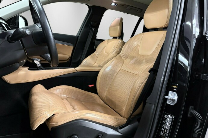 volvo-xc-90-diesel-2016-big-25