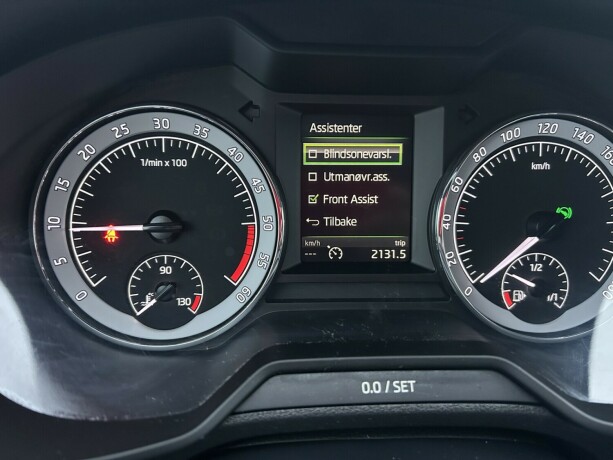 skoda-octavia-diesel-2018-big-22