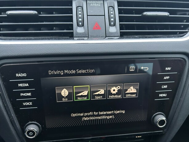 skoda-octavia-diesel-2018-big-37