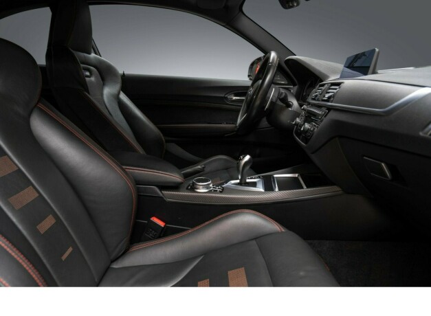 bmw-m2-bensin-2019-big-32