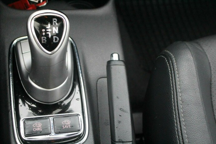 mitsubishi-outlander-elektrisitetbensin-2015-big-18