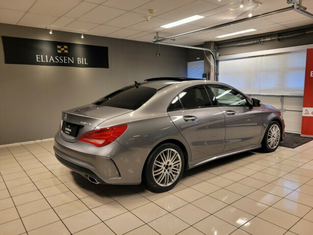 mercedes-benz-cla-bensin-2014-big-5