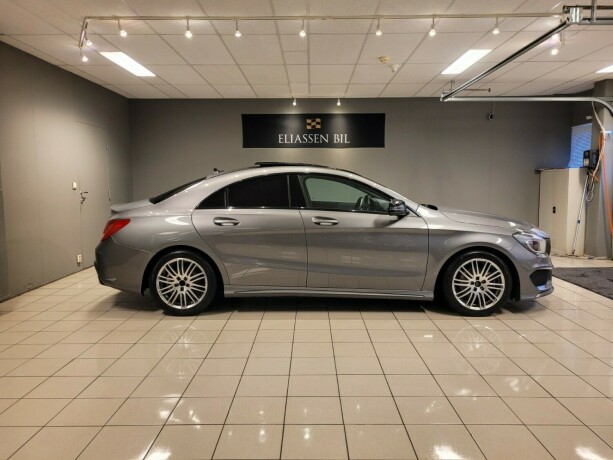 mercedes-benz-cla-bensin-2014-big-3