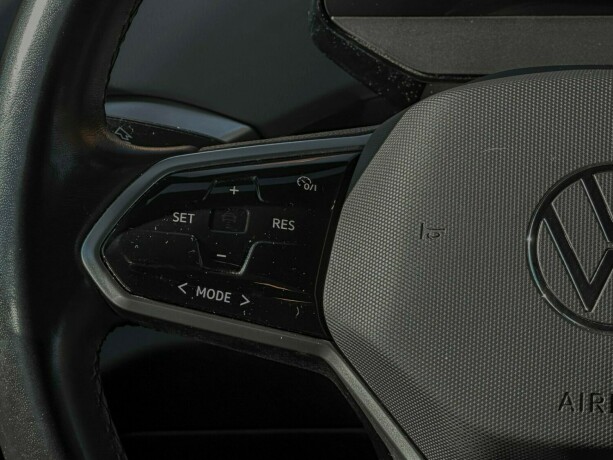 volkswagen-id4-elektrisitet-2021-big-42