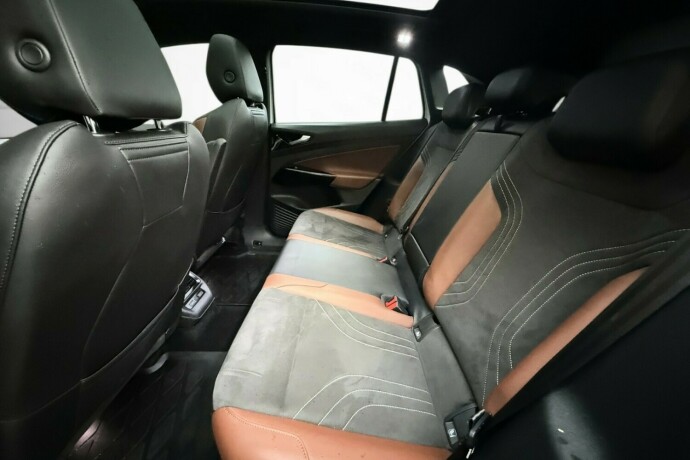 volkswagen-id4-elektrisitet-2021-big-36