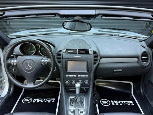 mercedes-benz-slk-bensin-2005-big-11
