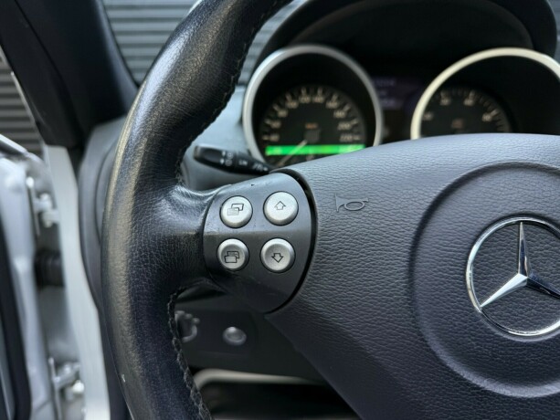 mercedes-benz-slk-bensin-2005-big-16