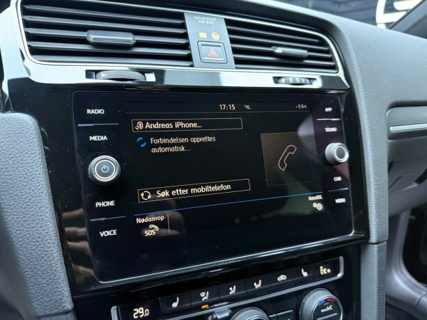 volkswagen-golf-elektrisitetbensin-2018-big-19