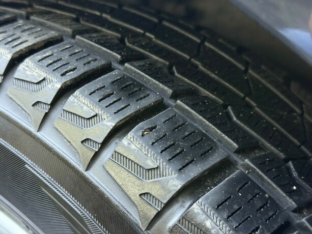 volkswagen-golf-elektrisitetbensin-2018-big-8