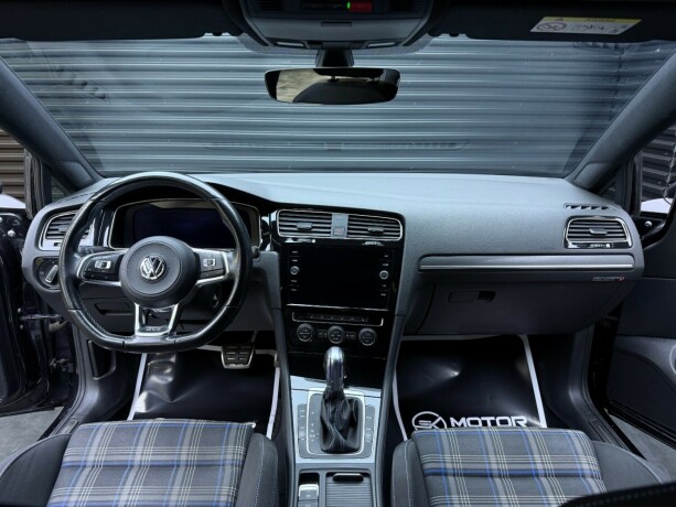 volkswagen-golf-elektrisitetbensin-2018-big-9