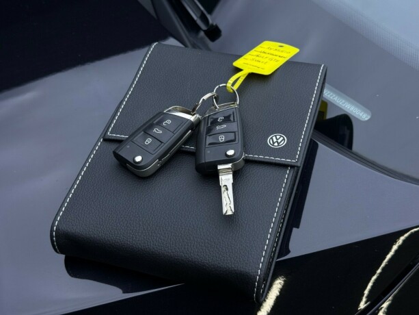 volkswagen-golf-elektrisitetbensin-2018-big-31